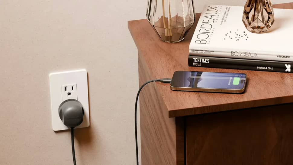 Представлено нову концепцію кабелю живлення USB-C із вбудованим адаптером