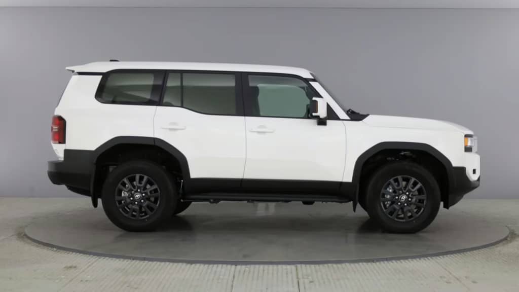 Представлений вантажний Toyota Land Cruiser 250