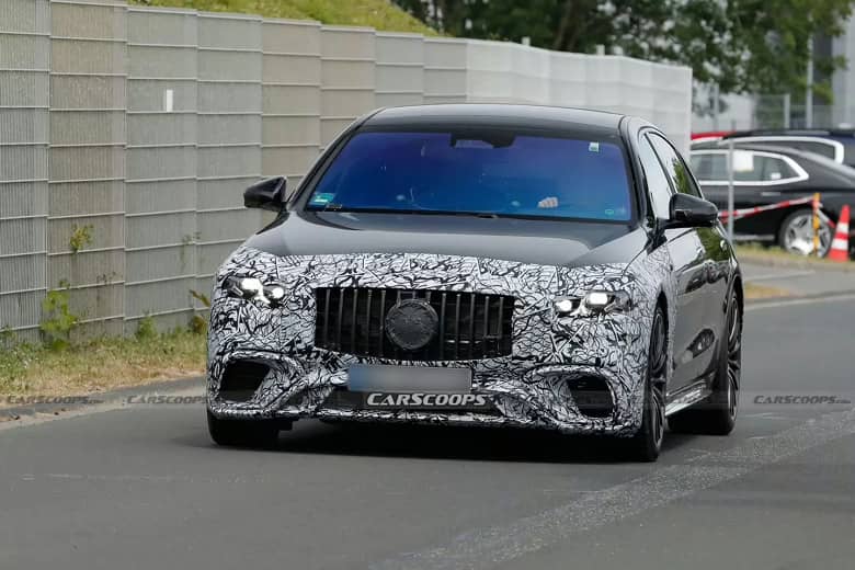 Новий Mercedes-AMG S-Class вперше показали наживо