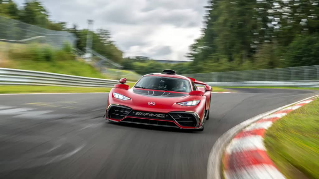 Mercedes-Benz відкликає 219 гіперкарів AMG One по всьому світу