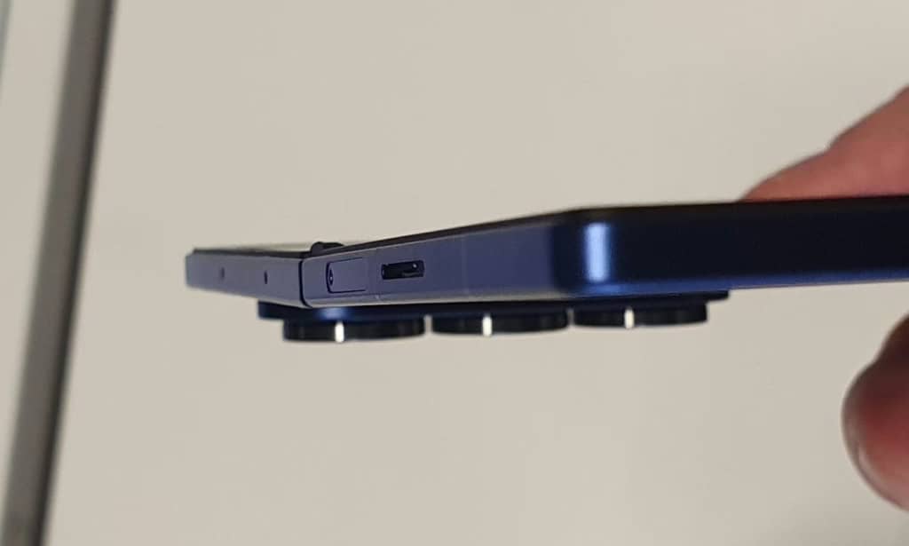 Користувачі повідомляють про проблеми з новим Galaxy Z Fold7