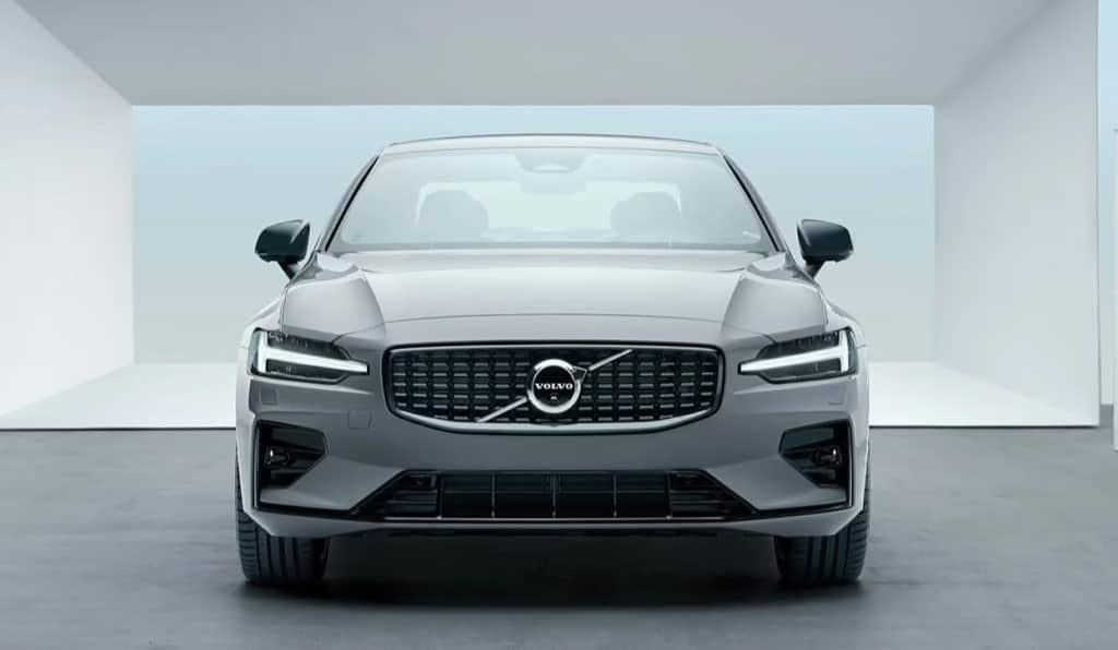 Представлено Volvo S60 2026