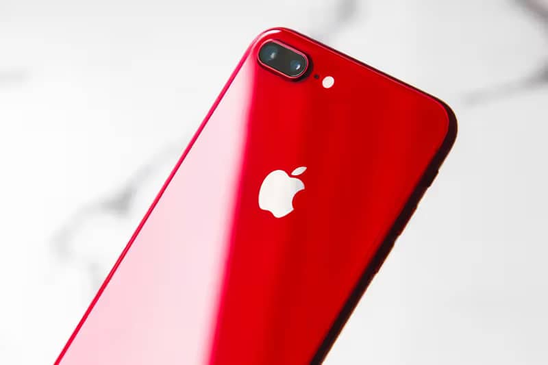 Чому Apple не випустили iPhone 9