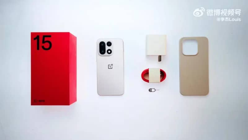 Опубліковано офіційне розпакування OnePlus 15
