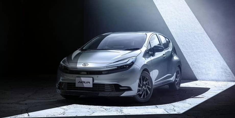 Представлений Toyota Aqua 2026