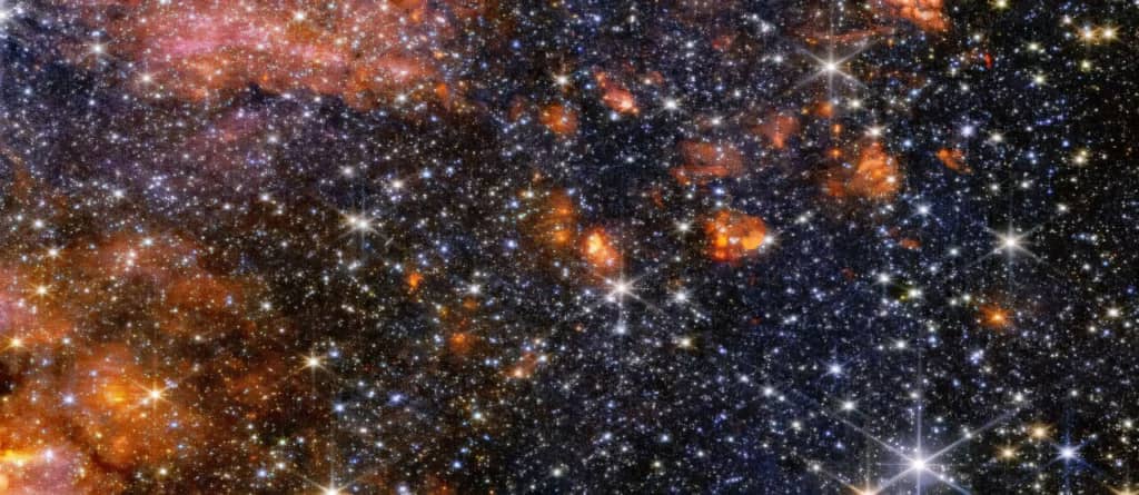 JWST шукає зірки у сяючій газовій хмарі