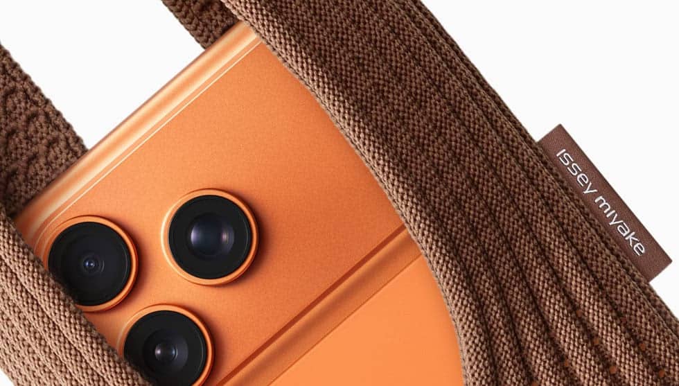 Apple представляє iPhone Pocket за $149