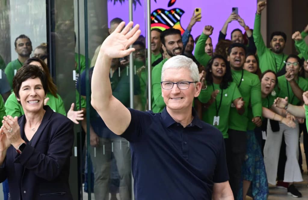 Apple почала готуватися до зміни гендиректора