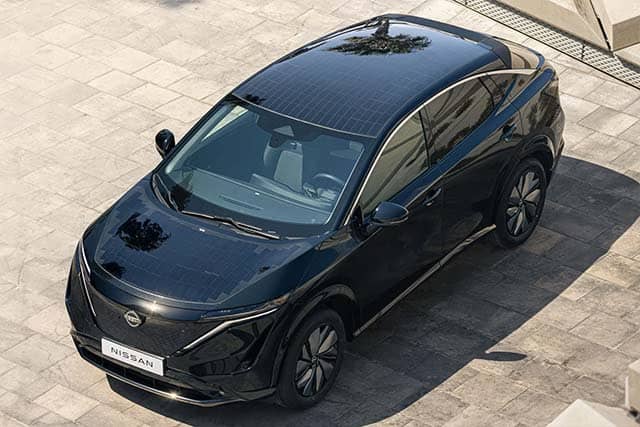 Nissan представив концепт Ariya на сонячних батареях