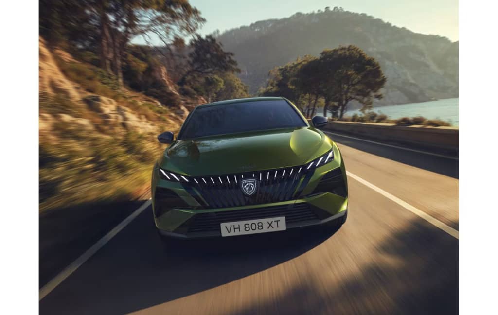 Представлений Peugeot 408 нового покоління