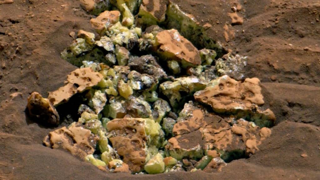 Марсохід Curiosity розкрив таємницю каменя на Марсі