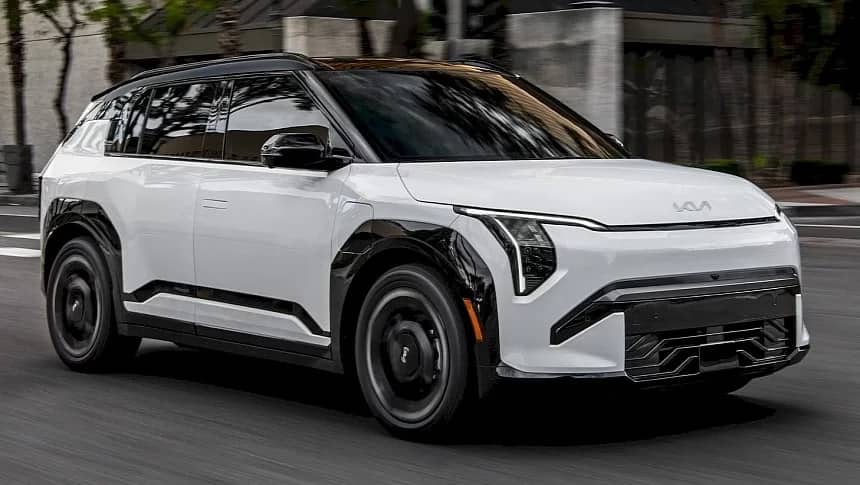 Kia представила електромобіль EV3 2027