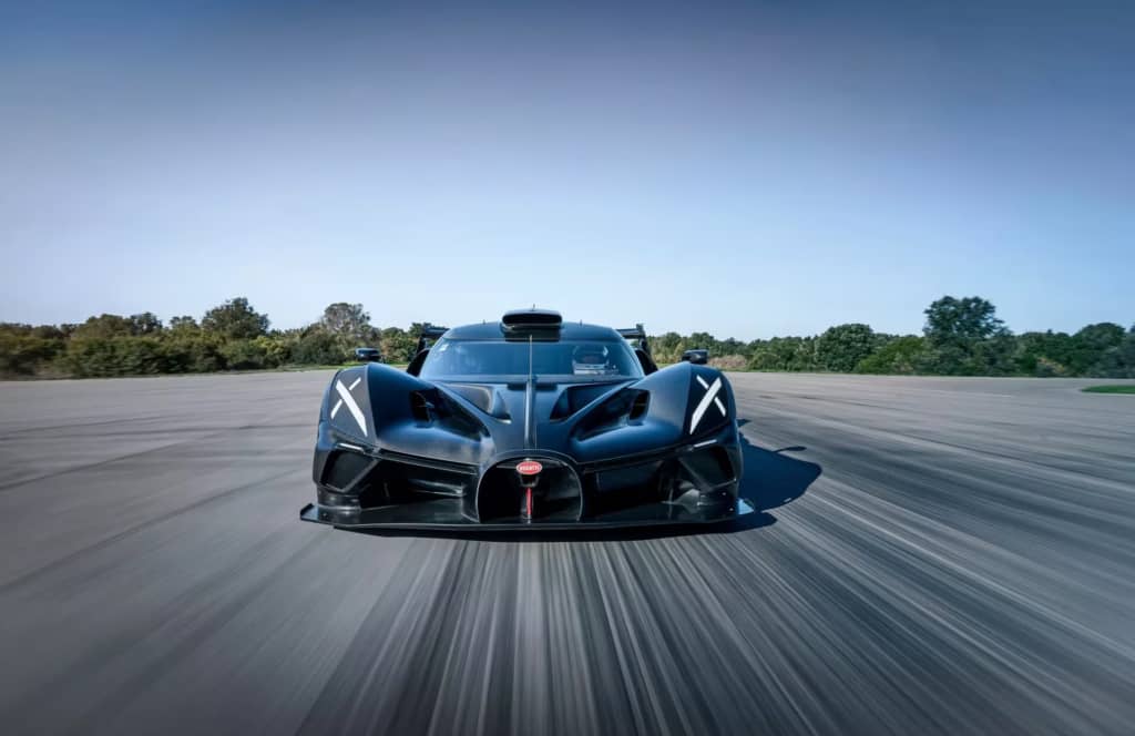 Bugatti готовит новый гиперкар с двигателем W16