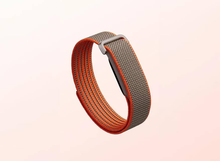 Google представила браслет Fitbit Air без дисплея