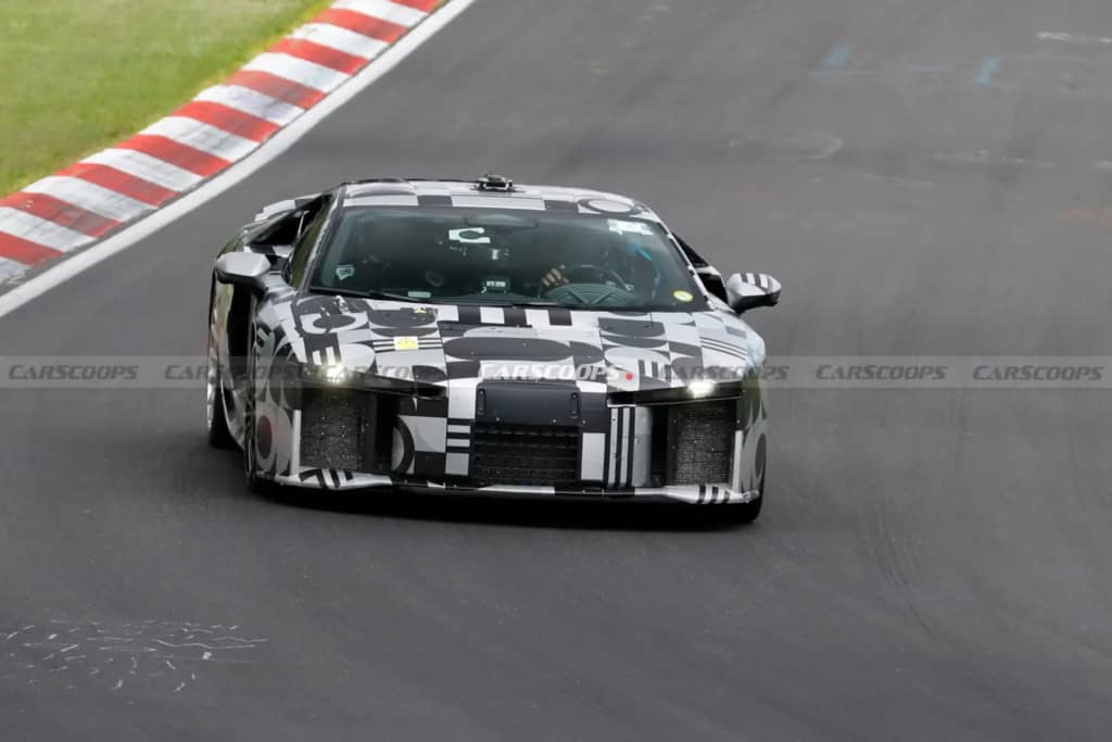 Audi Nuvolari проходить дорожні тести з розгоном як у гіперкара