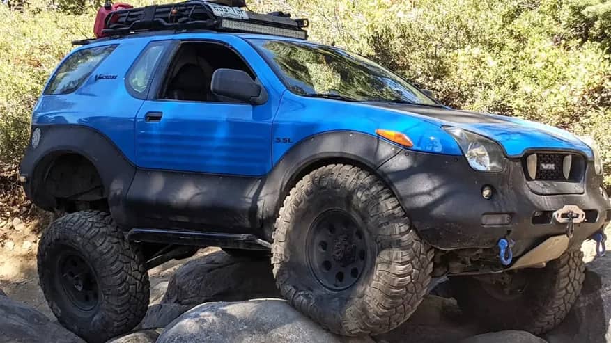 Isuzu VehiCROSS отримав V8 Toyota 1UZ
