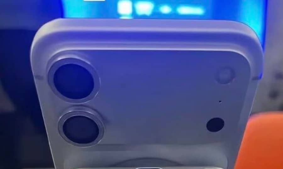 З’явилося якісне фото макету нового iPhone 18
