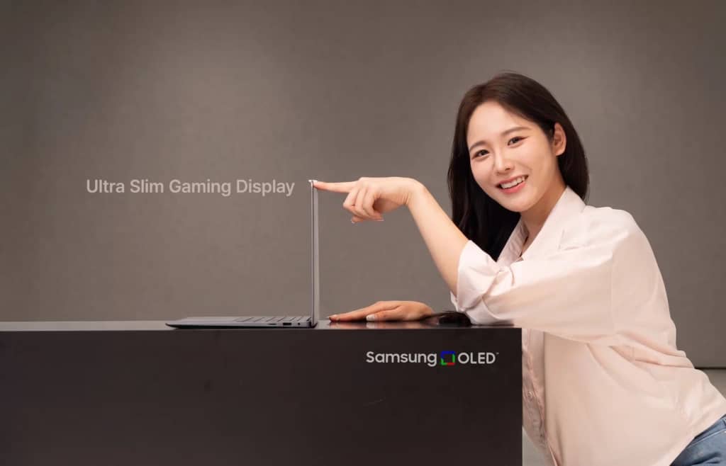 Samsung створила найтонший OLED-екран для ноутбуків