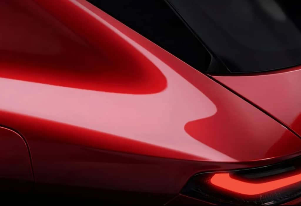Alfa Romeo показала тизер нового електрокара