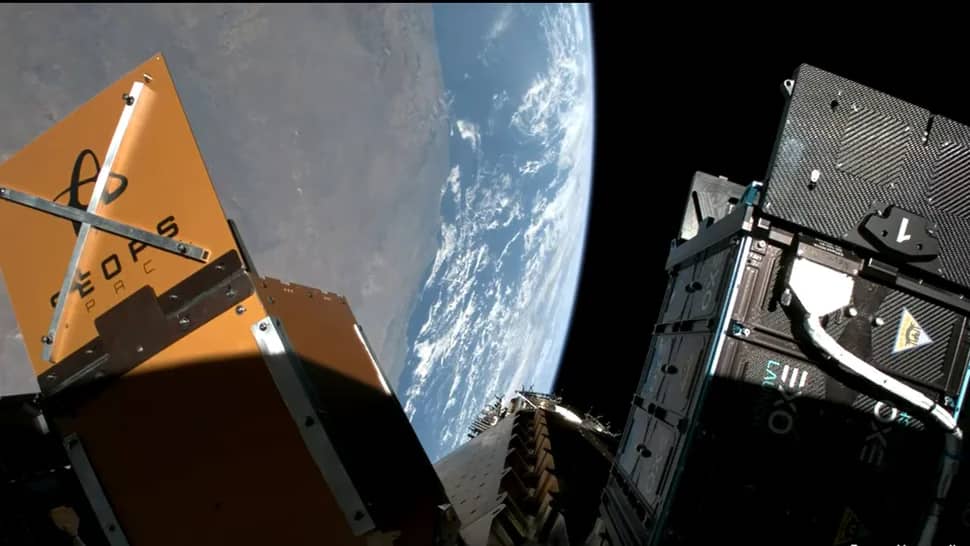 SpaceX запустила перший в історії комерційний супутник на ядерному паливі