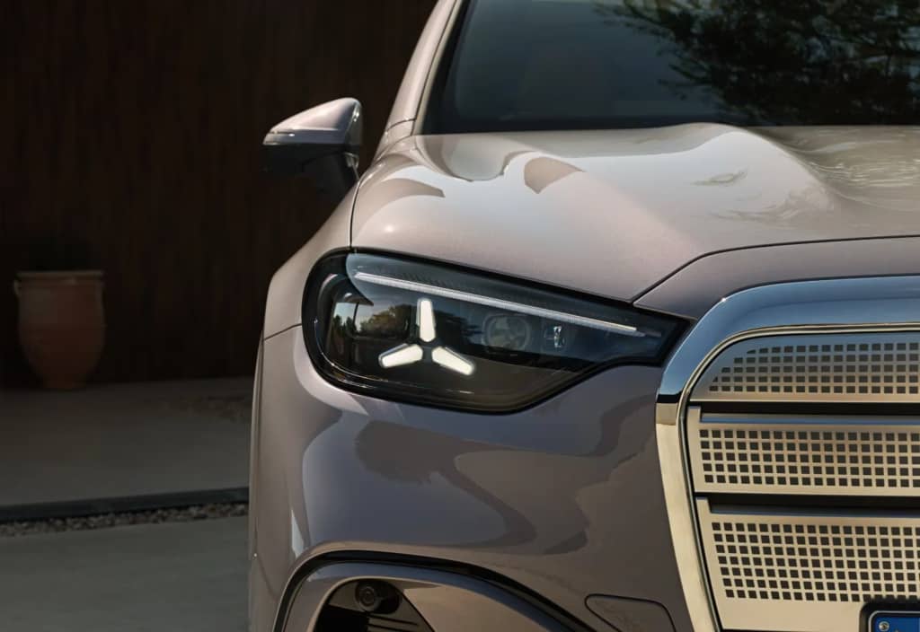 Mercedes готує електричний GLA у стилі GLC