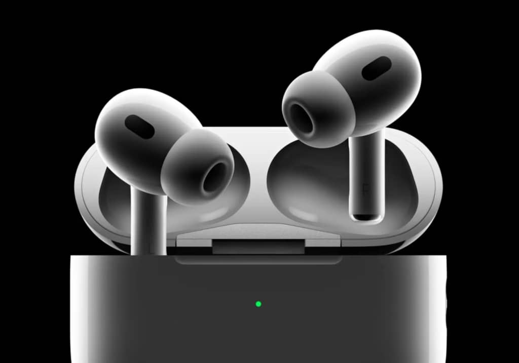Apple виклала інформацію про нові AirPods Pro 4