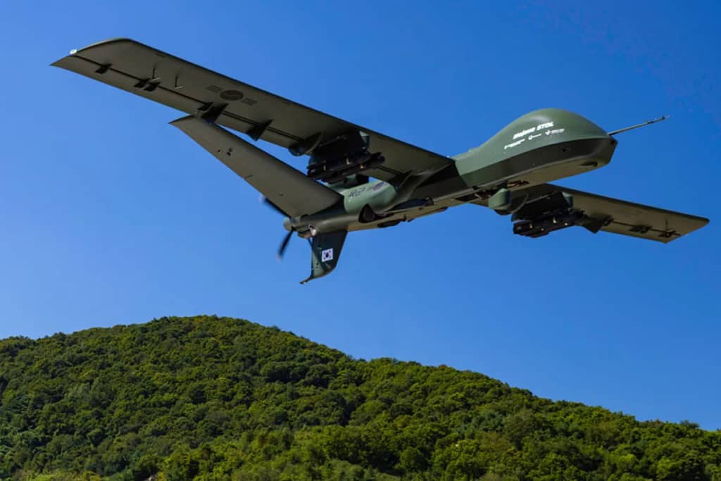 Дрон Mojave здійснив перший у світі STOL-зліт у бойових умовах