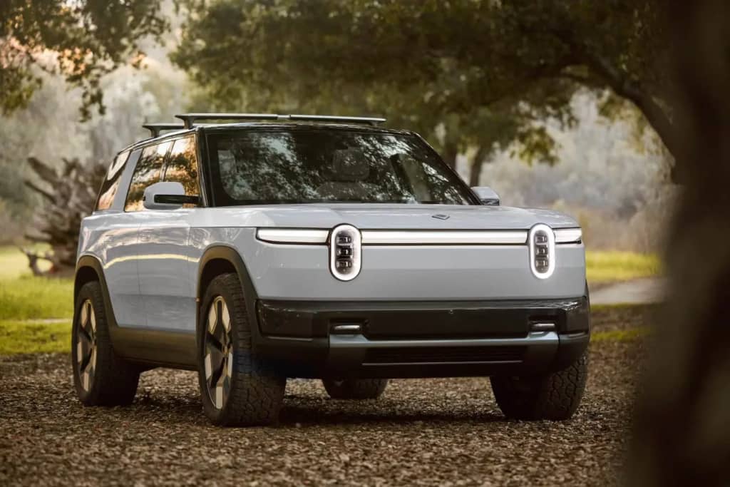 Rivian анонсує доступний електромобіль «R4»