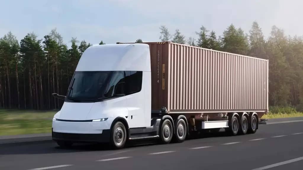 Tesla Semi прибуває до Європи: як вантажівка Маска готується підкорювати Старий Світ