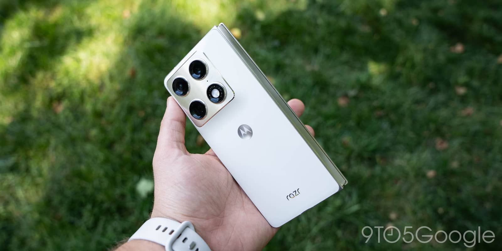 Телефони Motorola почали захоплювати додаток Amazon для вставки партнерських кодів