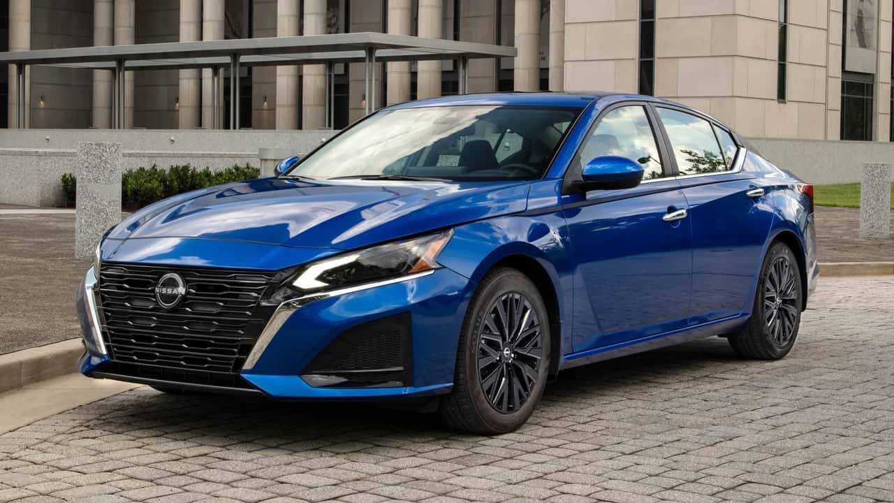 Nissan остаточно закриває модель Altima