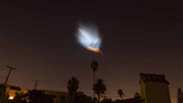 Ракета SpaceX незабаром вдарить по Місяцю, стверджує вчений