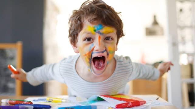 Вплив пластику на розвиток ADHD та аутизму у дітей