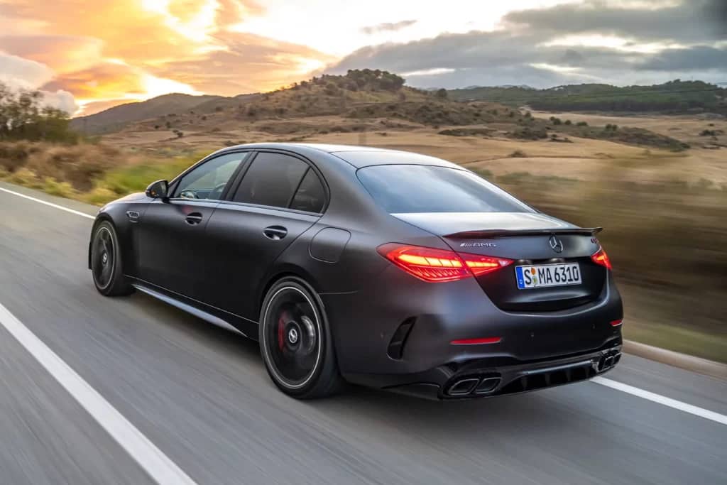 Mercedes-AMG V8 залишиться, але не в C63