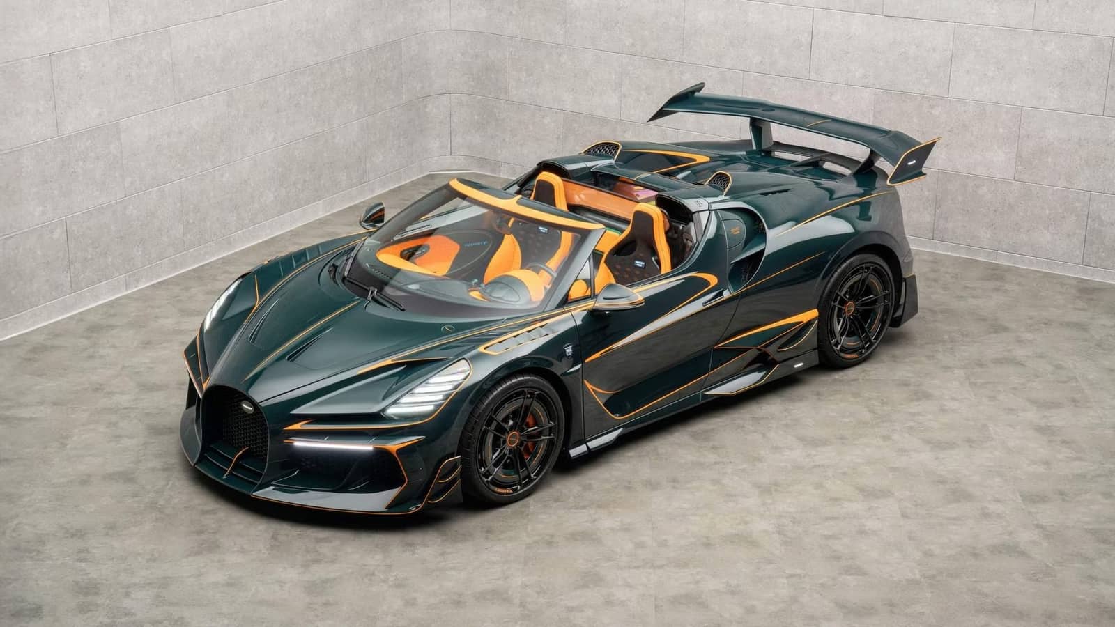 Mansory представляє екстравагантні Bugatti Mistral Vincero та Chiron Vivere