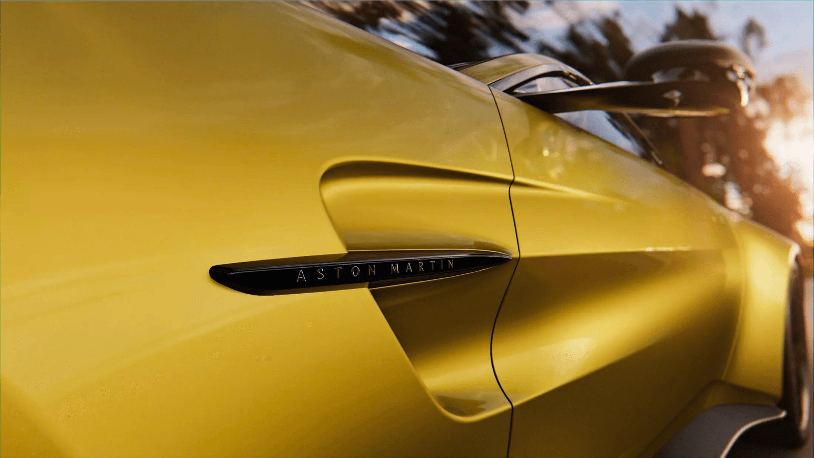 Aston Martin Vantage показав частину кузова перед дебютом