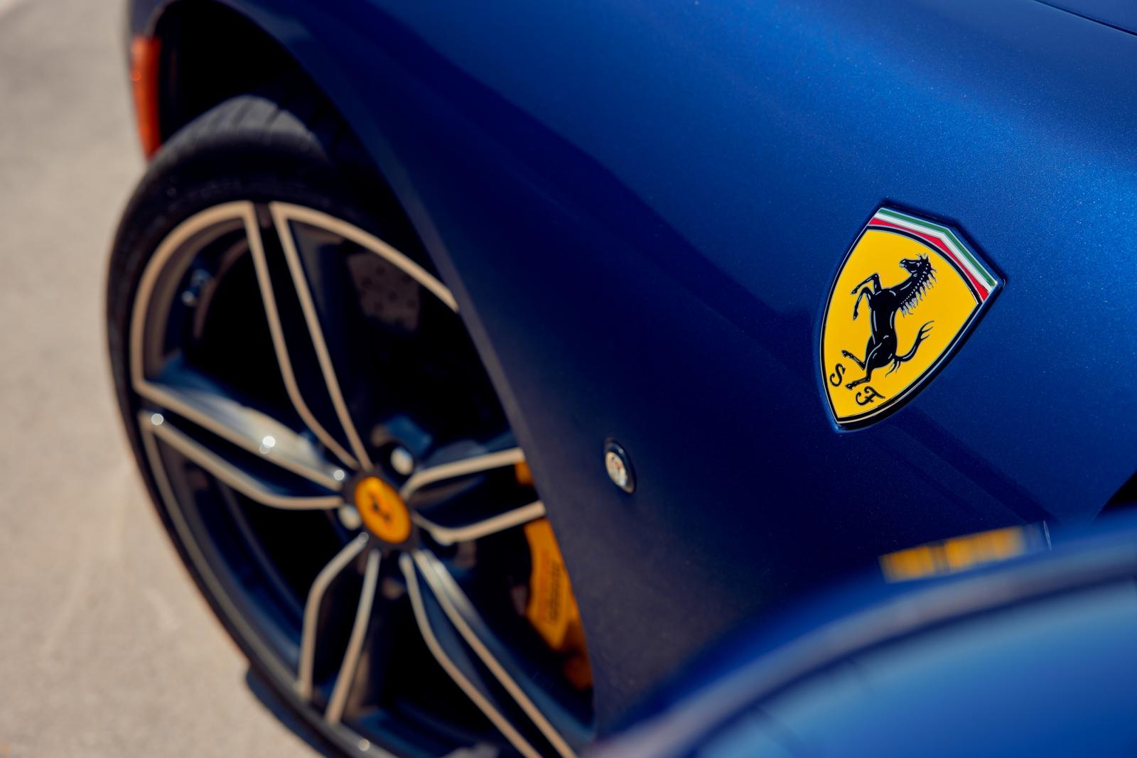 Компанія Ferrari готує до прем’єри одразу три новинки цього року