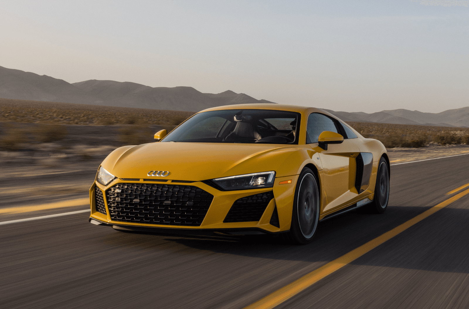 Компанія Audi зняла з виробництва суперкар R8