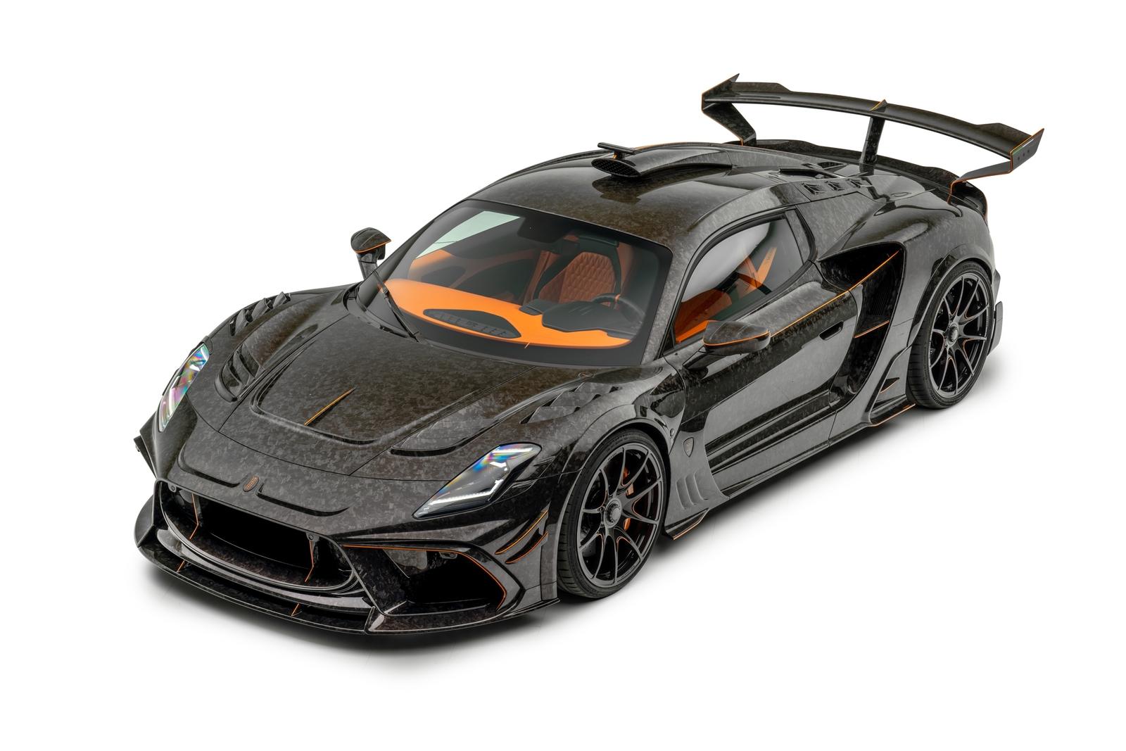 Ательє Mansory перетворило Maserati MC20 на агресивний карбоновий суперкар