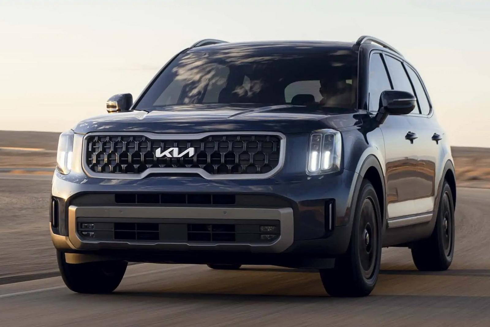 Kia відкликає майже півмільйона позашляховиків через ризик пожежі