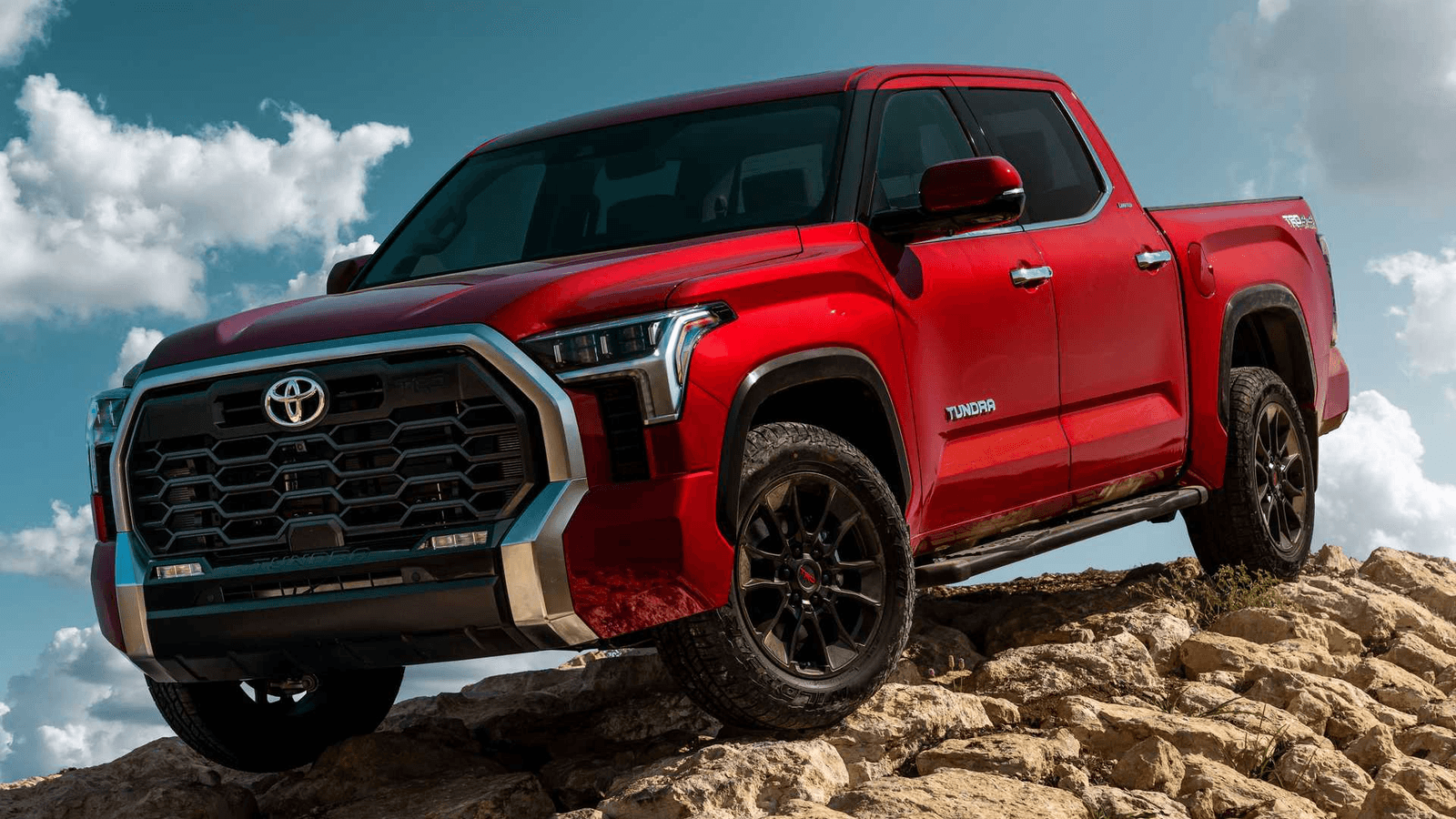 Американець проїхав 1,4 млн км на Toyota Tundra: ось що зламалося