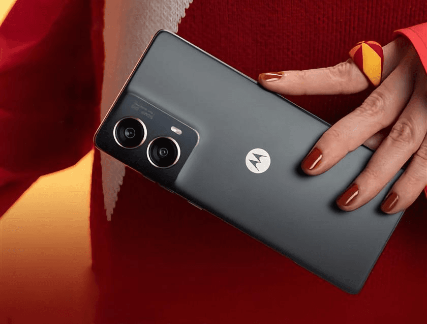 Moto S50 Neo стане першим смартфоном у світі, який отримає 4 роки гарантії