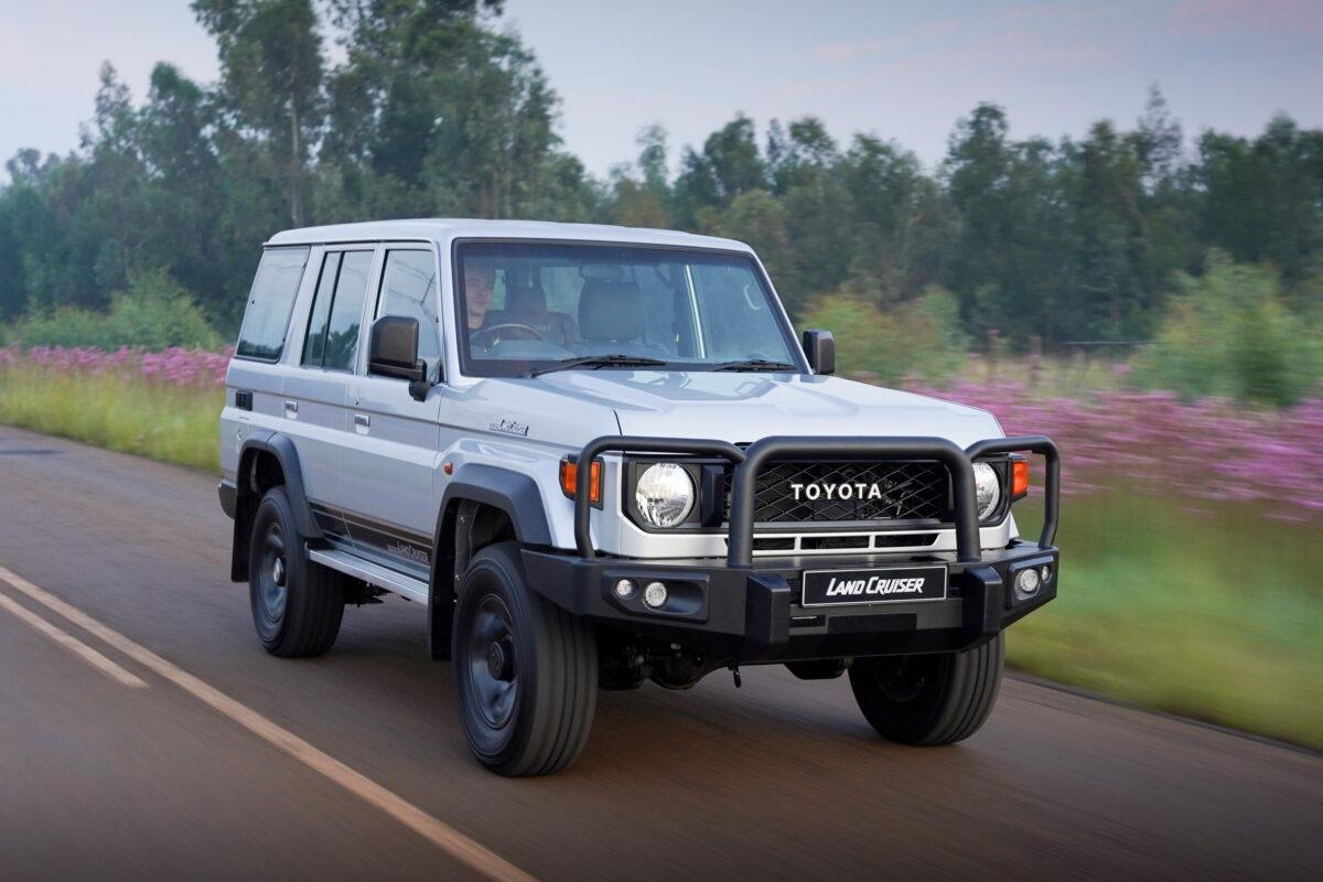 Toyota поверне “механіку” культовому всюдиходу Land Cruiser 70