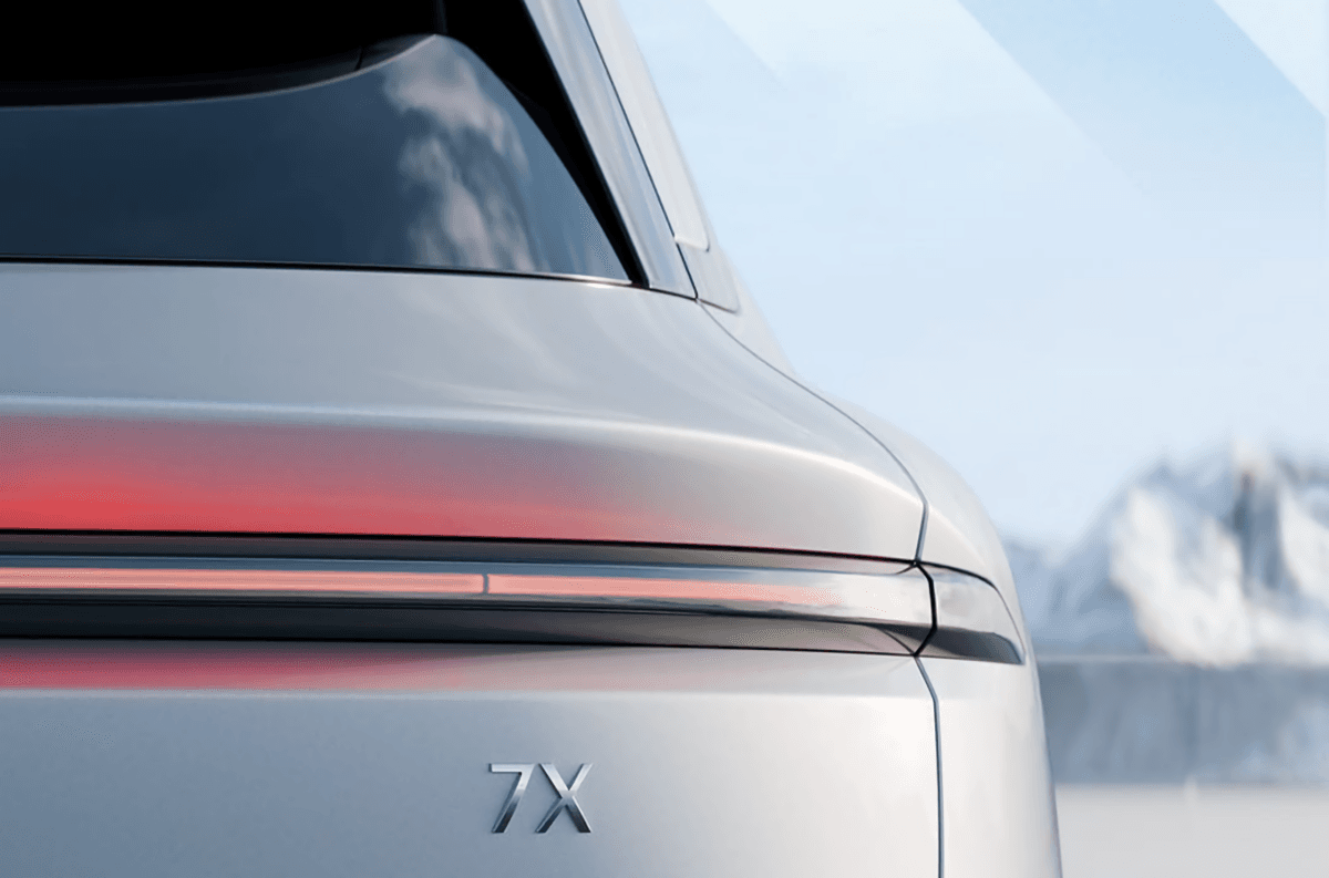 Стало відомо ім’я конкурента Tesla Model Y від Zeekr