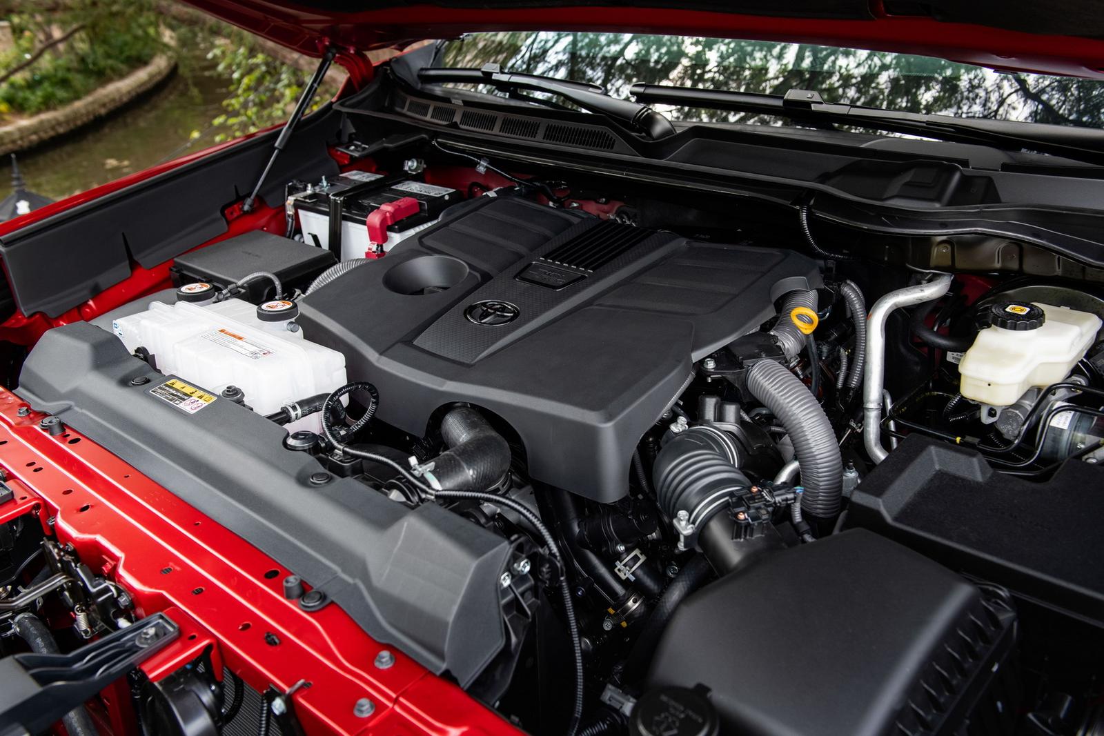Toyota визнала дефект нового V6: безкоштовно замінять 100 тисяч моторів
