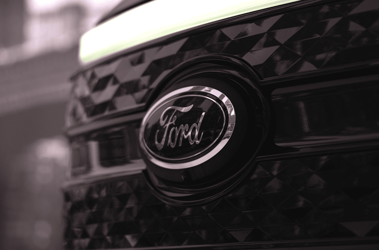 Ford представить недорогий компактний електромобіль у 2027 році