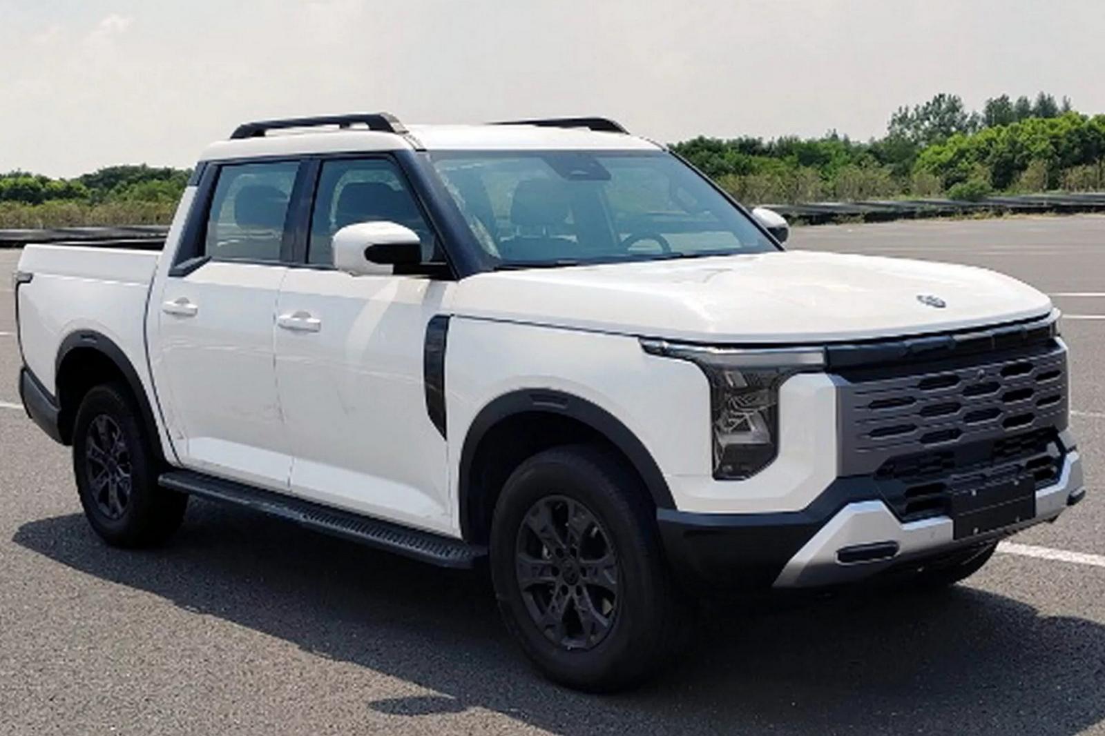 Флагманський пікап Dongfeng-Nissan виявився більшим, ніж Ford F-150