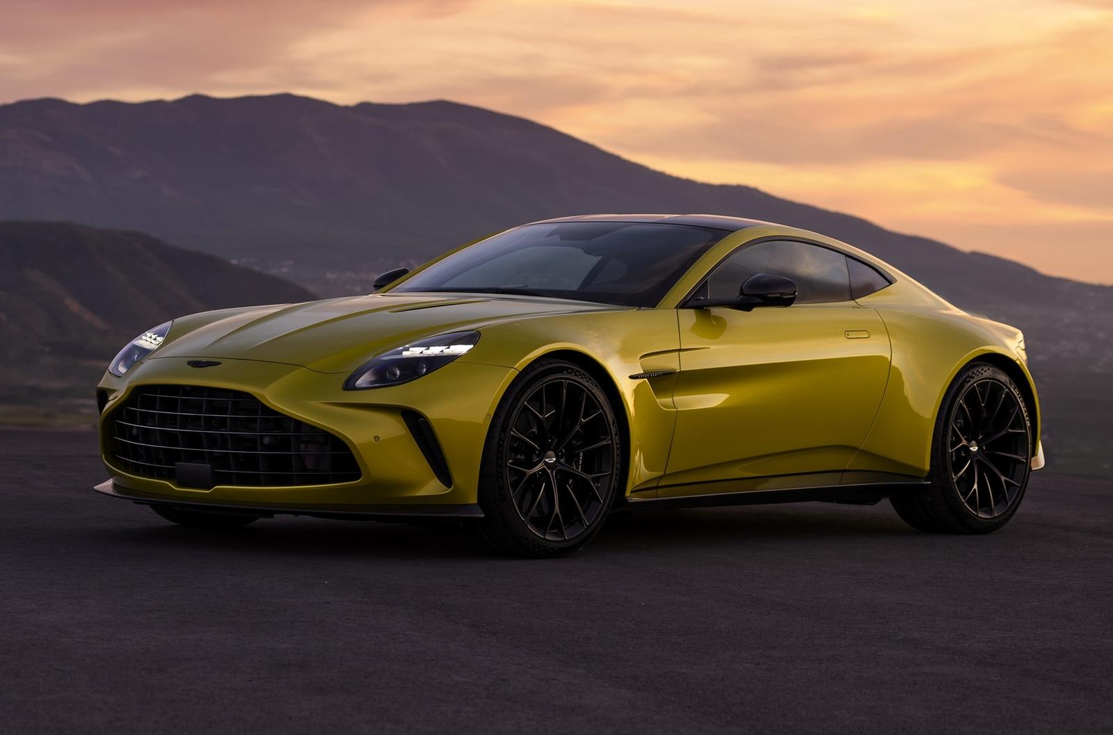 Aston Martin відкликає понад тисячу автомобілів. Вони можуть загорітися