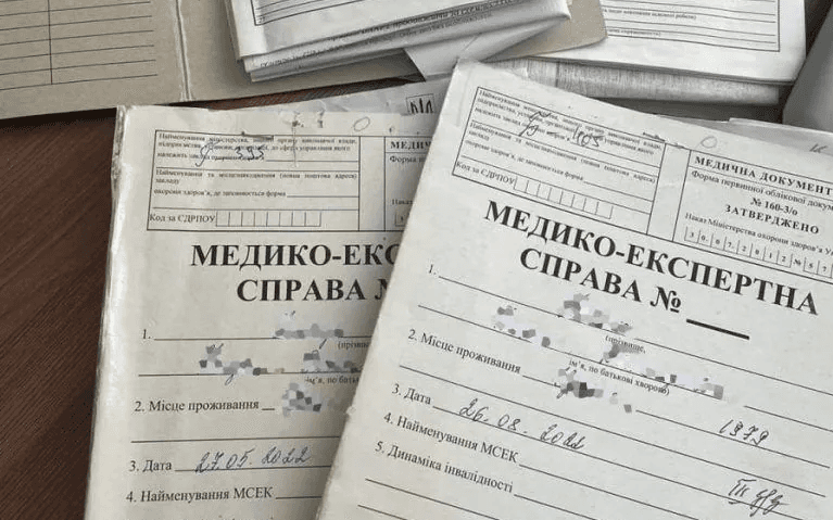 Головне не переплутати – прокурори-інваліди та інваліди-прокурори: соцмережі про хмельницьких прокурорів