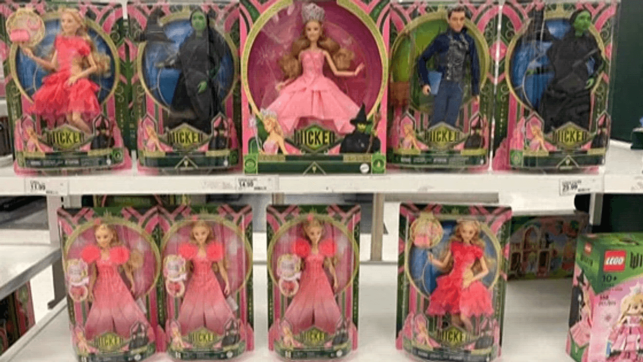 Mattel розмістили посилання на “сайт для дорослих” на упаковці нових ляльок